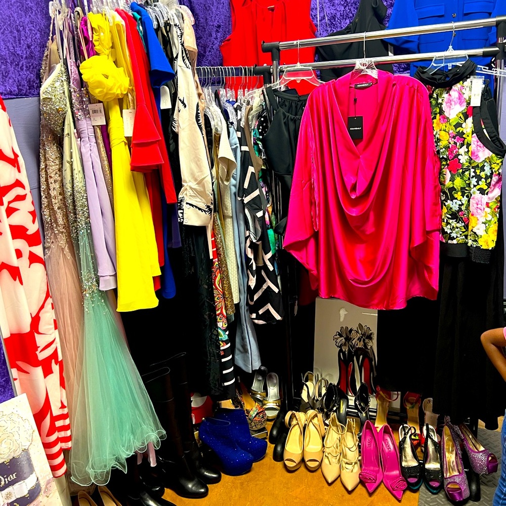 Clothing Shoes & Accessories